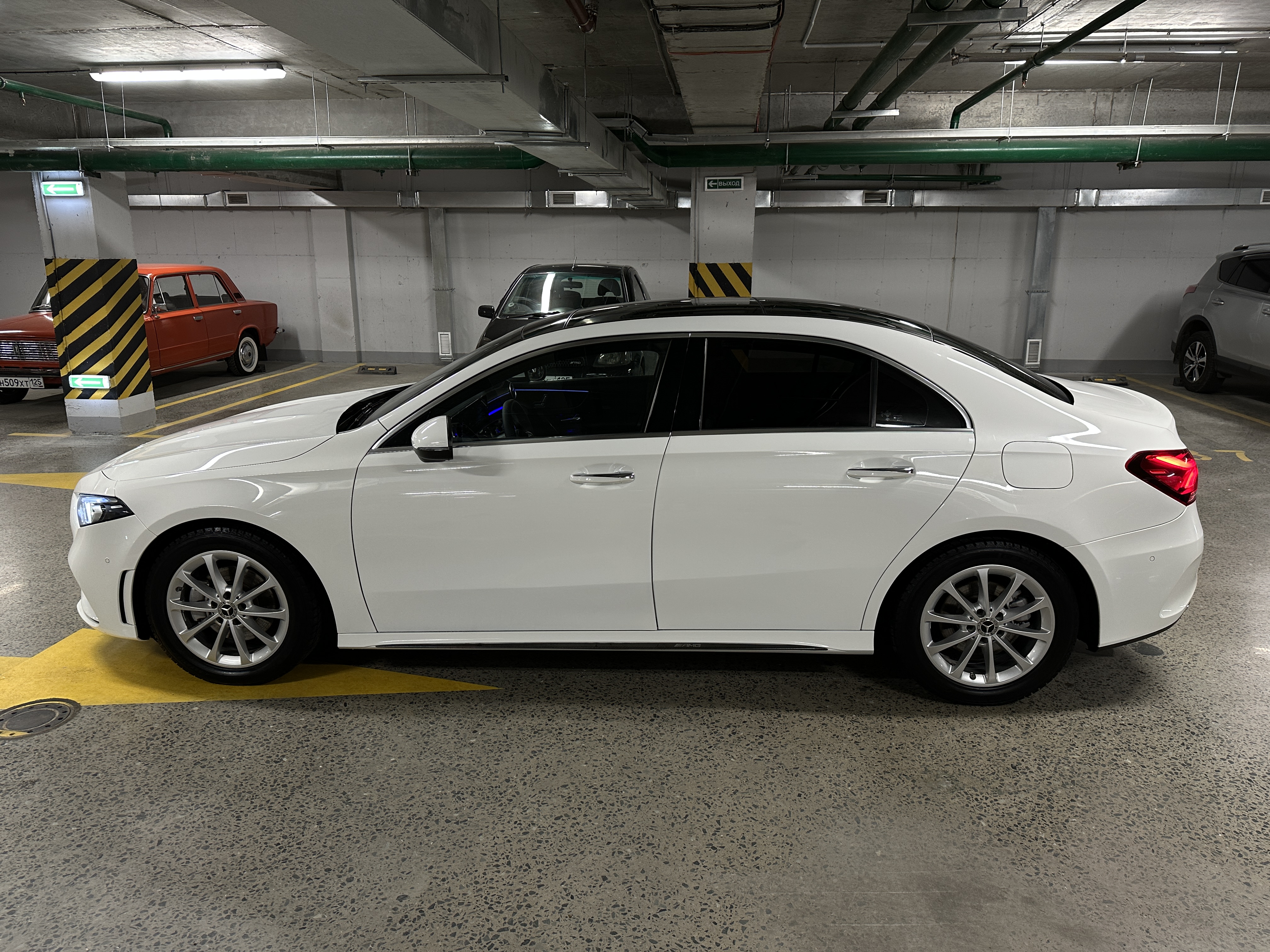 ̶M̶e̶r̶c̶e̶d̶e̶s̶-̶B̶e̶n̶z̶ ̶A̶ ̶c̶l̶a̶s̶s̶